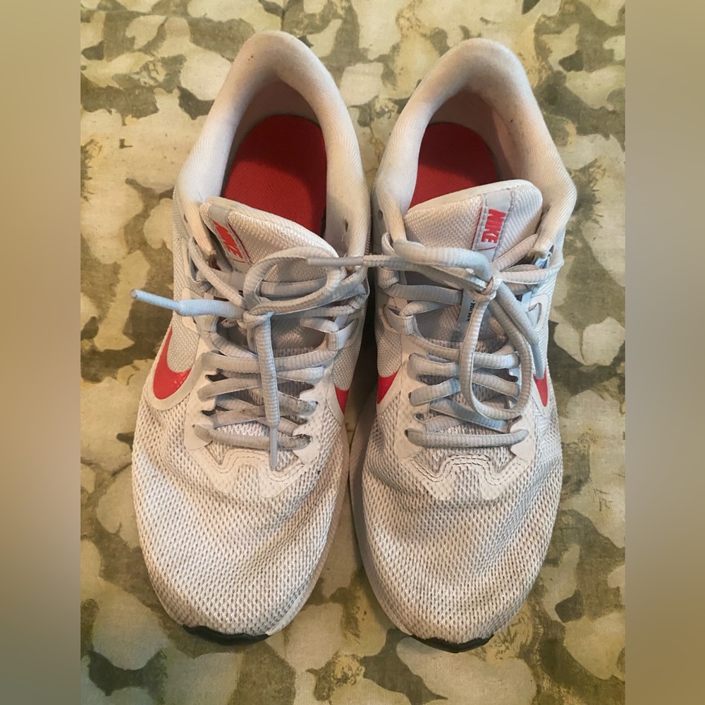 Tennis Shoes